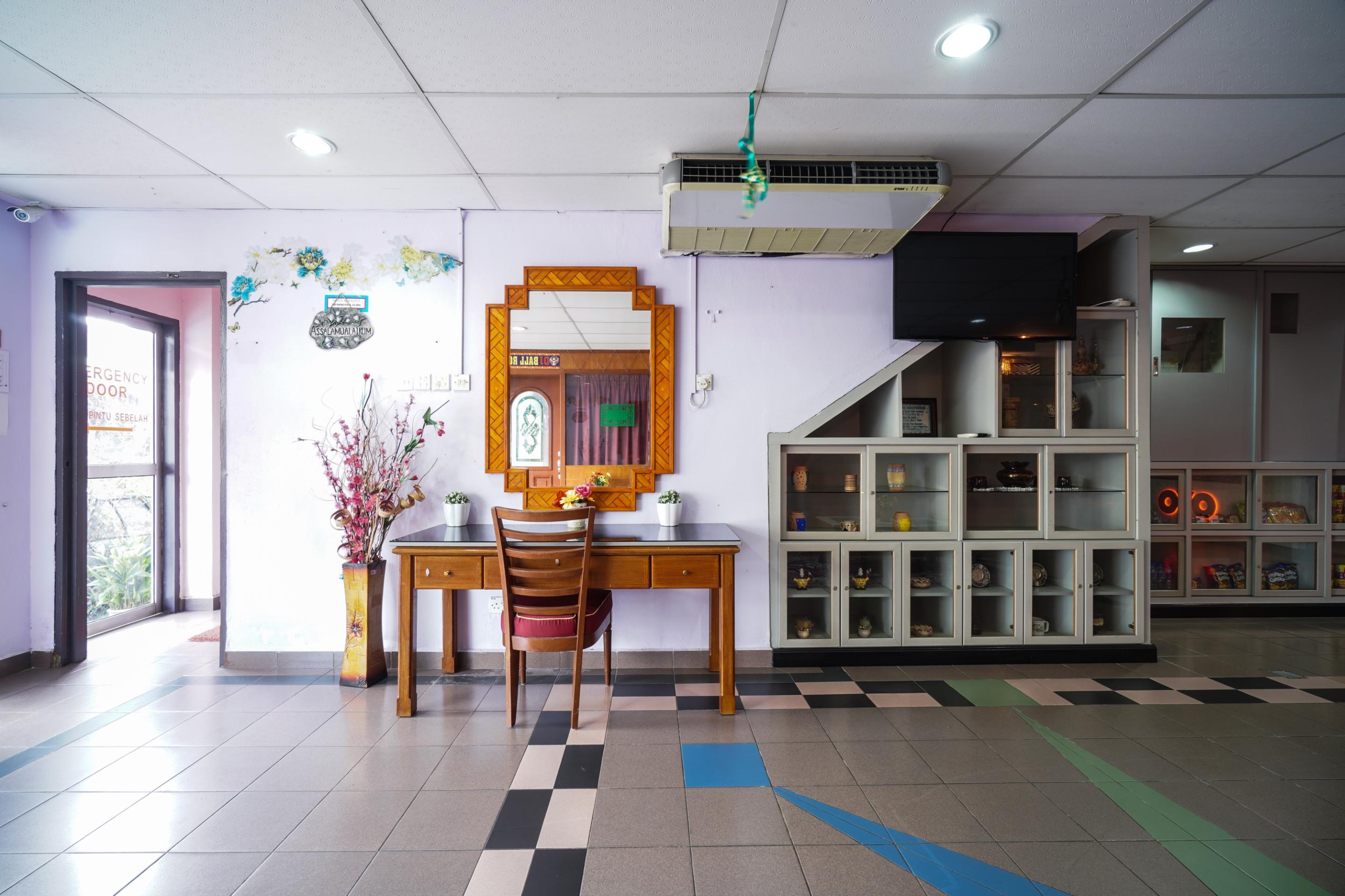 OYO 44101 Hotel DJ Palace Lumut Exterior foto